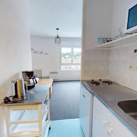 Bastion - Center With Elevator