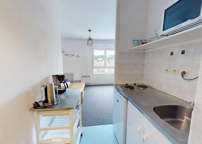 Bastion - Center With Elevator